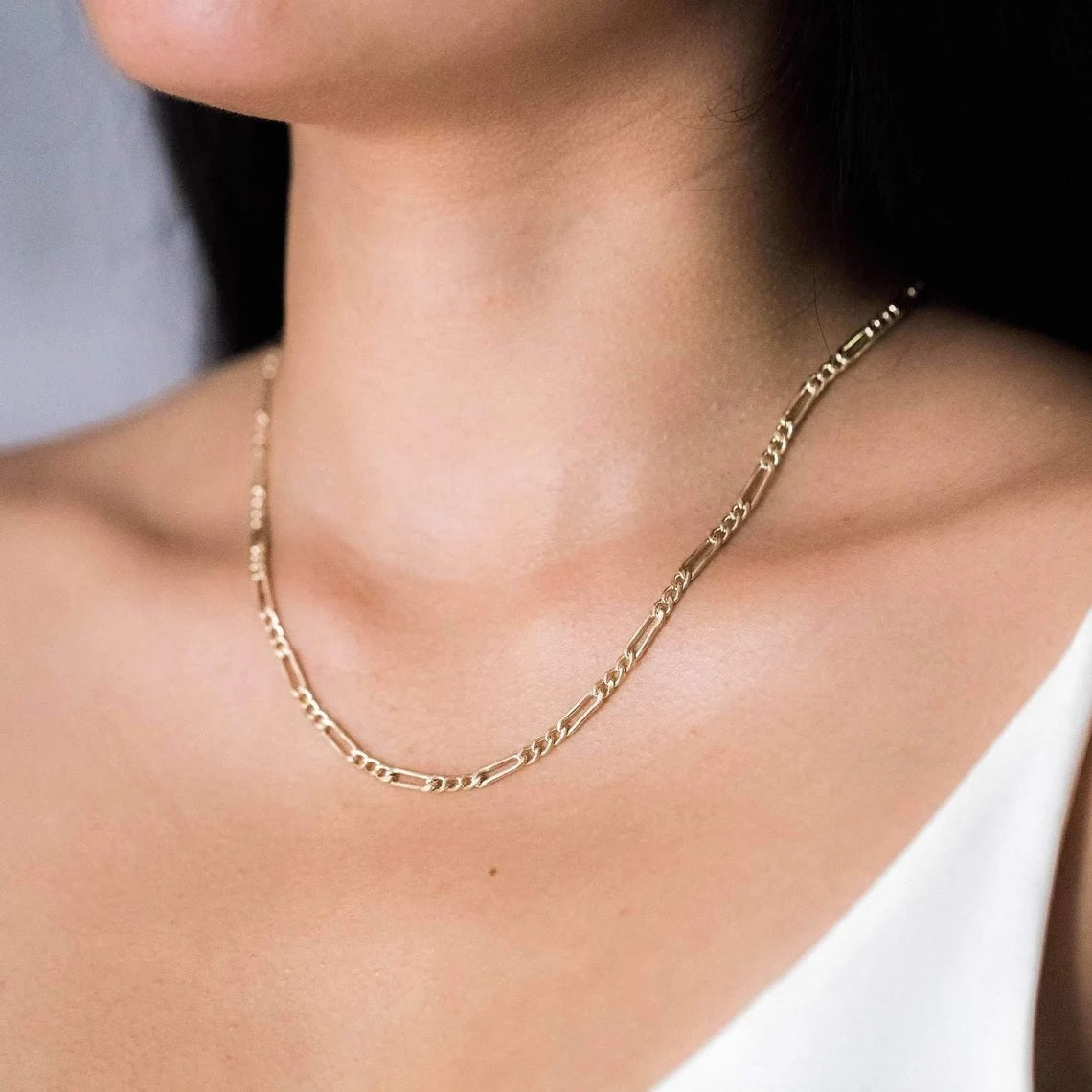 Dainty 14K Yellow Gold Italian Figaro Link Chain Necklace 2MM Pure 14 Karat Gold Necklaces, 16''-24ā' Men Women Unisex 14k Figaro Link Chain, Women Girls Men Boys Necklace14K Gold 16" 18" 20" 22" 24 30"ā¦